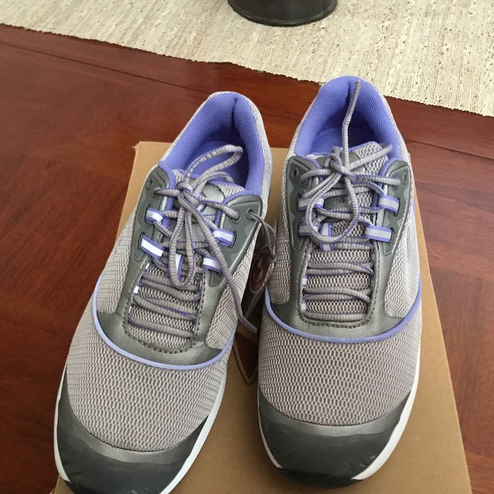 MBT Women's athletic shoes. NWT